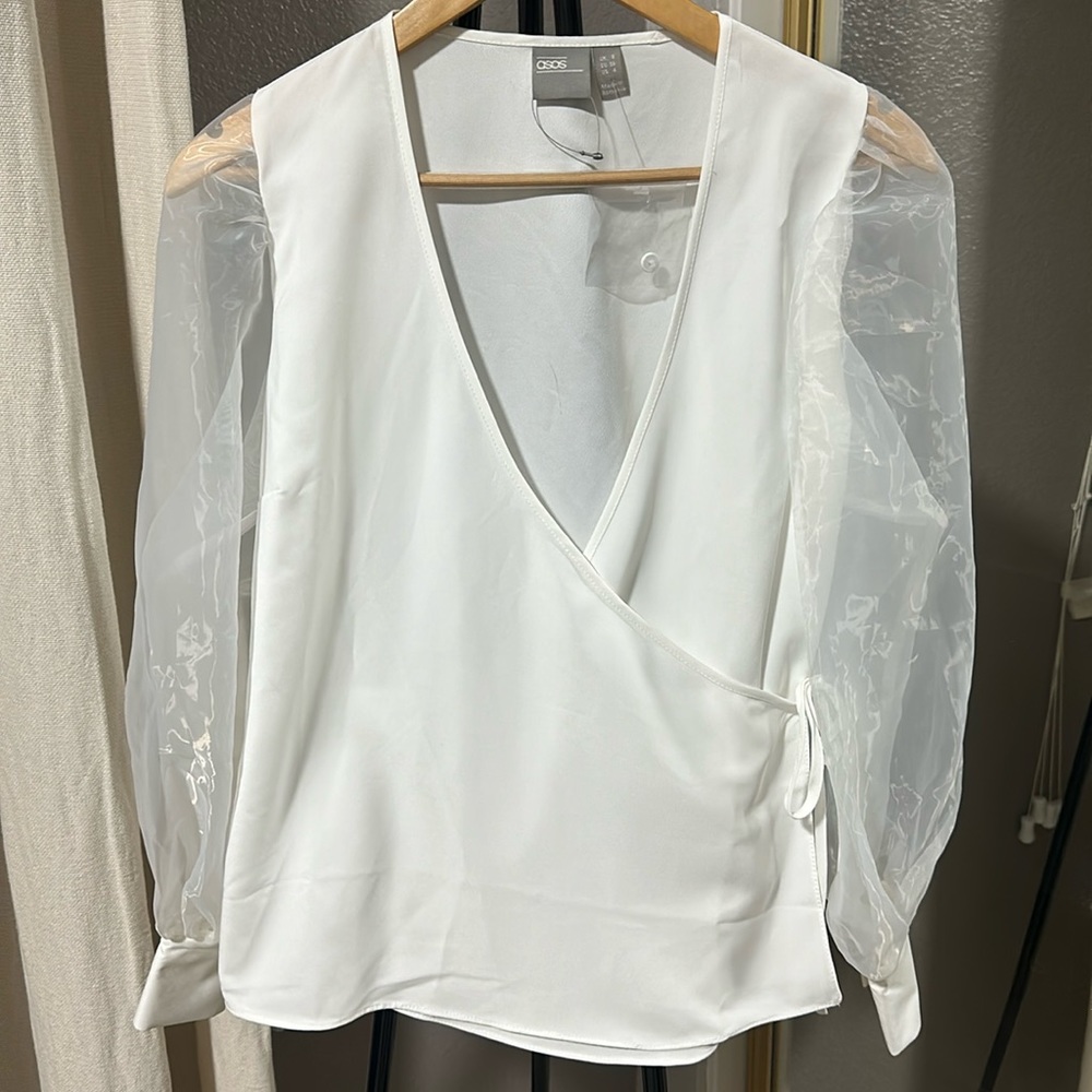 ASOS, size US 4, all white with translucent puff sleeves